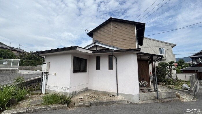 三澤貸家の物件外観写真