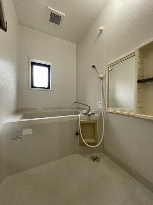 ハイツ西光寺　B棟の物件内観写真