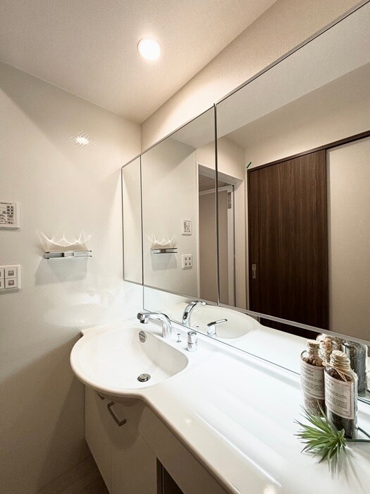 サンコートHIKARIの物件内観写真