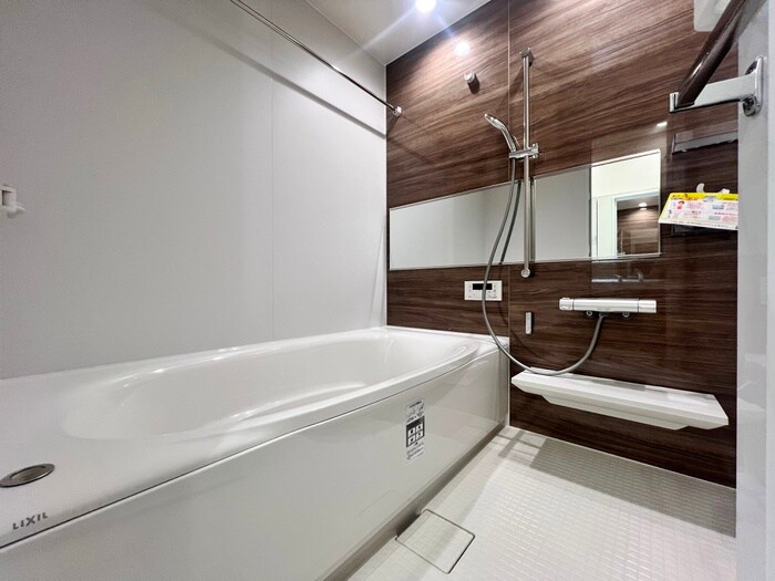 スリール・コートの物件内観写真