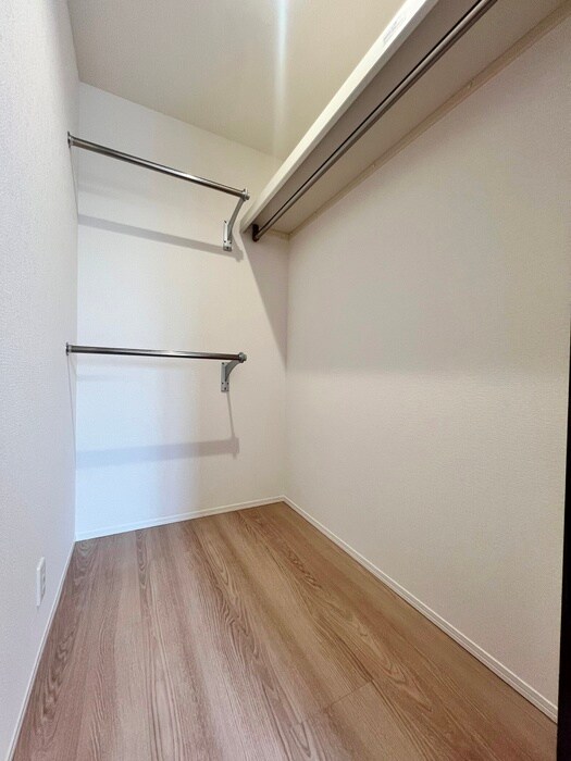 スリール・コートの物件内観写真