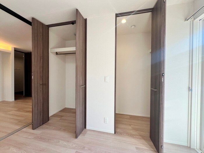 スリール・コートの物件内観写真