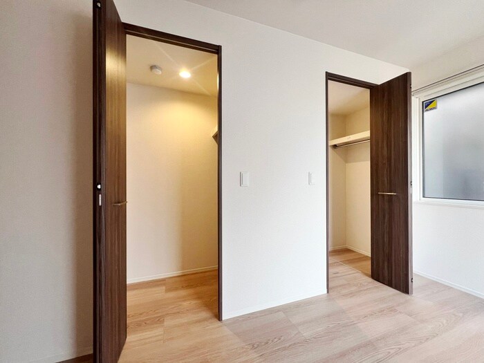 スリール・コートの物件内観写真