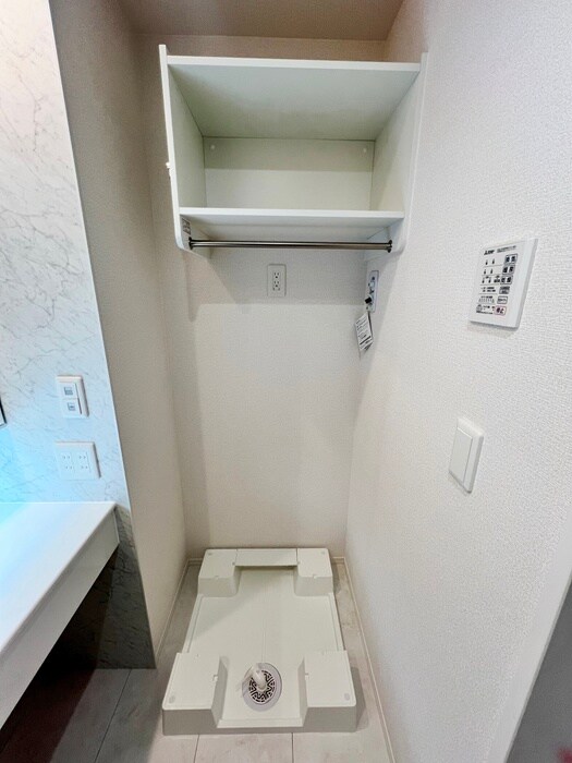 スリール・コートの物件内観写真