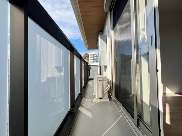 スリール・コートの物件内観写真