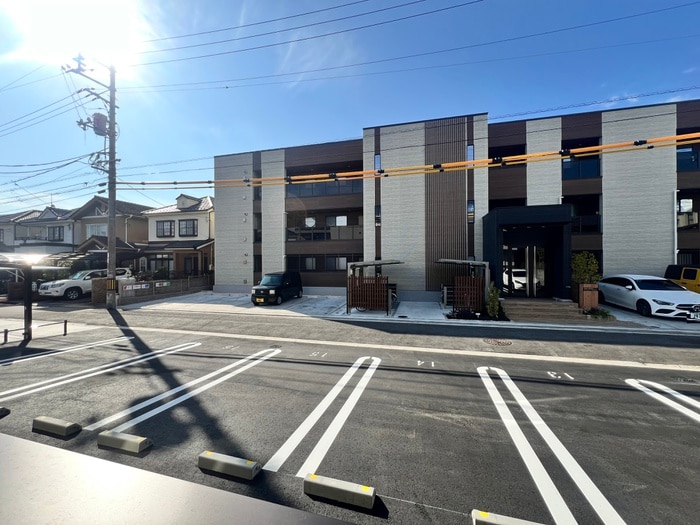 スリール・コートの物件内観写真