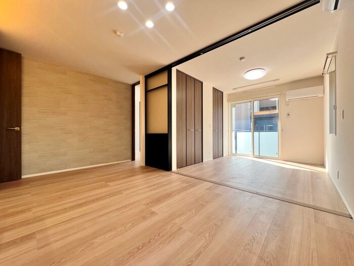 スリール・コートの物件内観写真