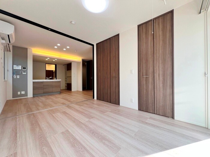 スリール・コートの物件内観写真