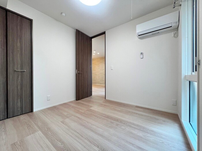 スリール・コートの物件内観写真