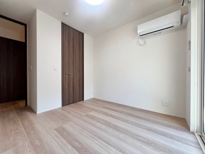 スリール・コートの物件内観写真