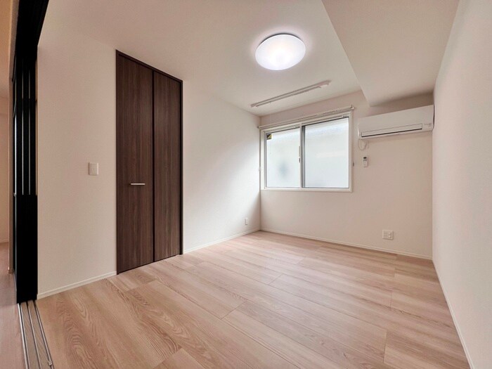 スリール・コートの物件内観写真