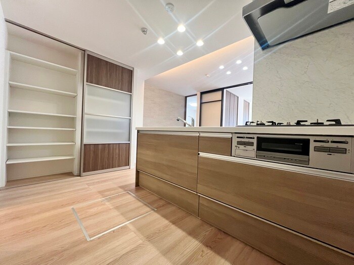 スリール・コートの物件内観写真