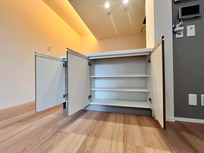 スリール・コートの物件内観写真