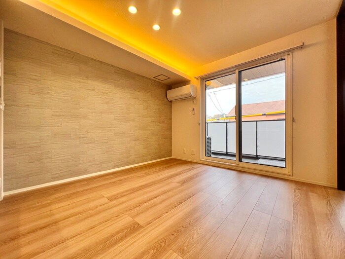 スリール・コートの物件内観写真