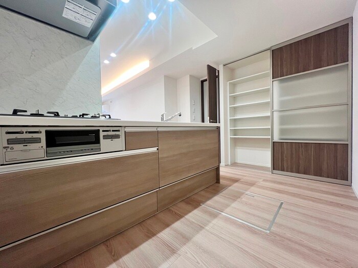 スリール・コートの物件内観写真