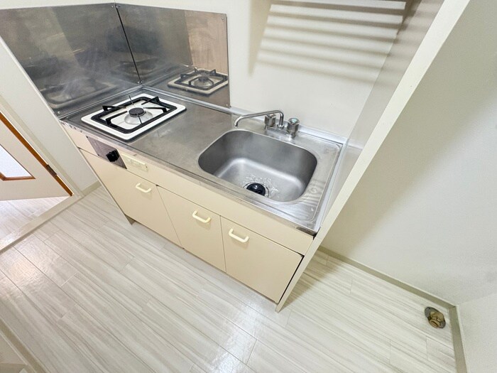 リバ－ジュ山下の物件内観写真