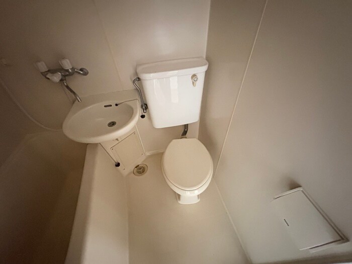 リバ－ジュ山下の物件内観写真