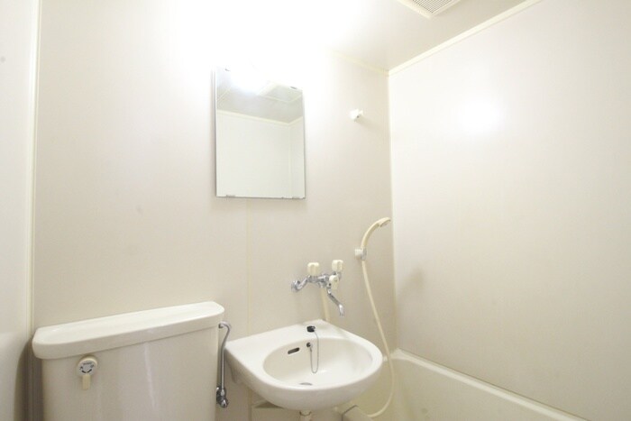 リバ－ジュ山下の物件内観写真