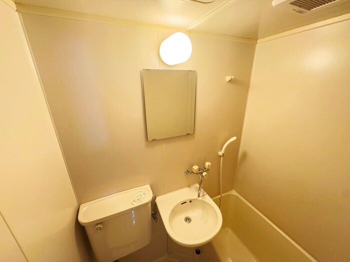 リバ－ジュ山下の物件内観写真