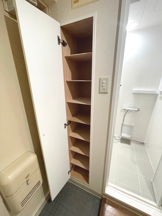 リバ－ジュ山下の物件内観写真