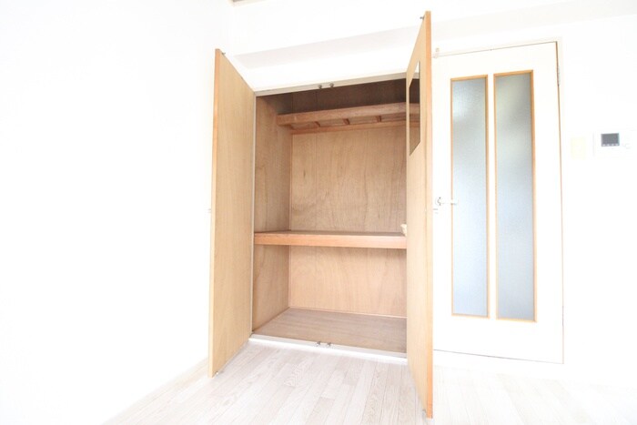 リバ－ジュ山下の物件内観写真