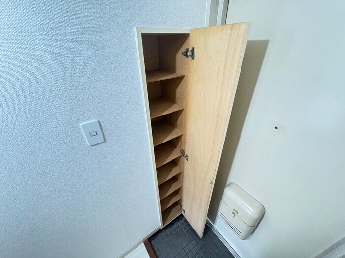 リバ－ジュ山下の物件内観写真