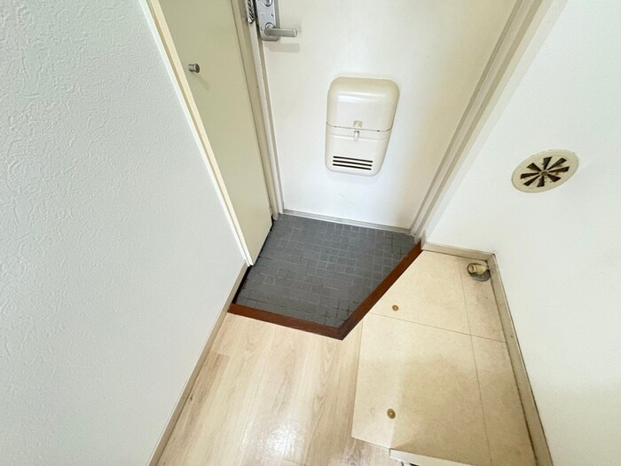 リバ－ジュ山下の物件内観写真