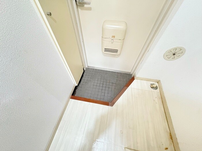 リバ－ジュ山下の物件内観写真