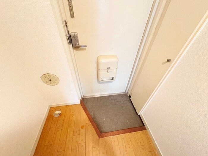 リバ－ジュ山下の物件内観写真