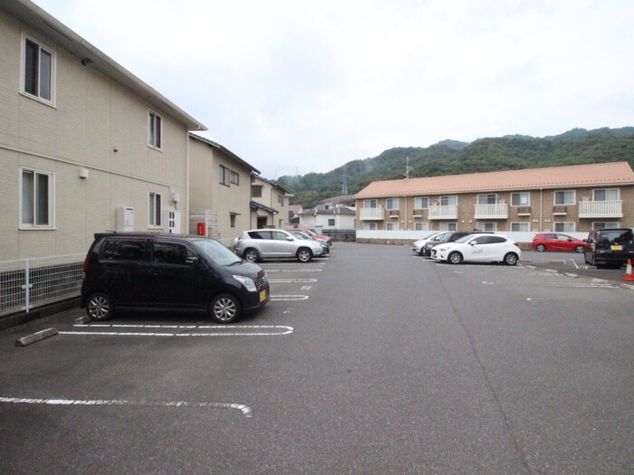 ヴィラ－ジュＣ棟の物件外観写真