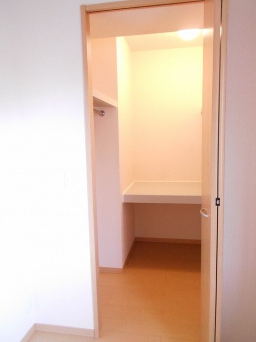 ヴィラ－ジュＣ棟の物件内観写真