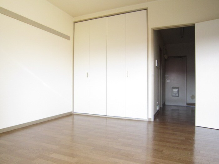 ロイヤルヒルズ　Ａ棟の物件内観写真