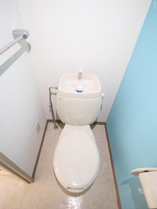 ロイヤルヒルズ　Ａ棟の物件内観写真