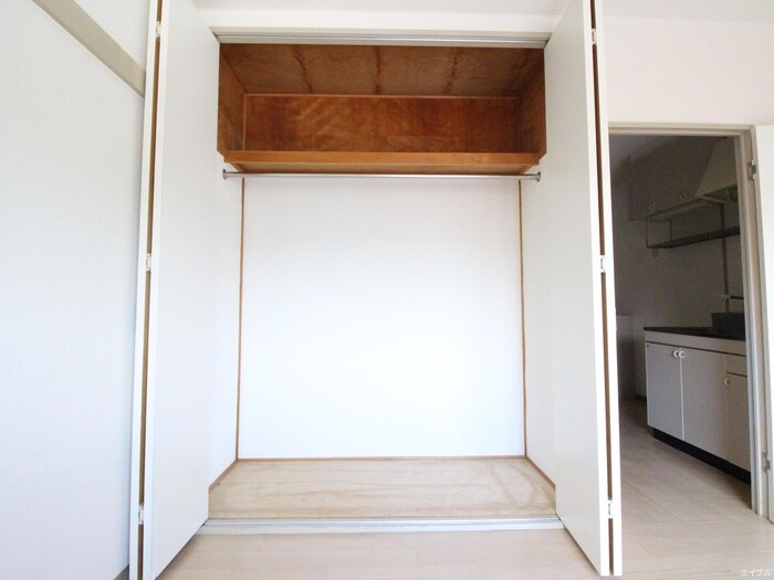 ロイヤルヒルズ　Ａ棟の物件内観写真