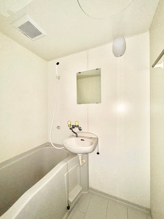 ボヌ－ルⅡの物件内観写真