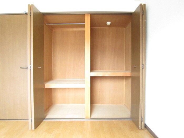 ボヌ－ルⅡの物件内観写真