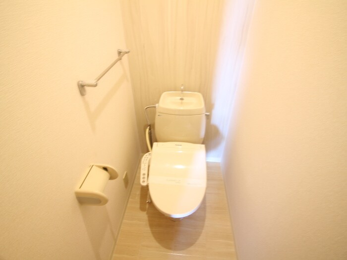 ハイカムール玉木の物件内観写真