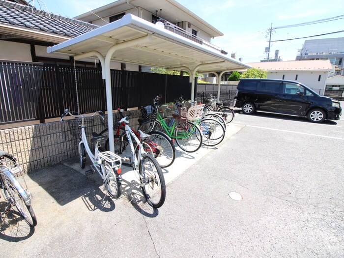 ハイカムール玉木の物件外観写真