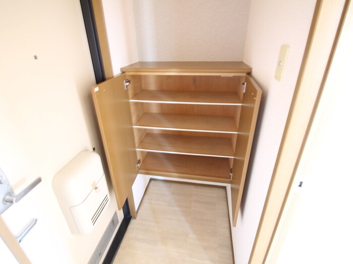 ハイカムール玉木の物件内観写真