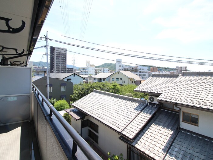 ハイカムール玉木の物件内観写真