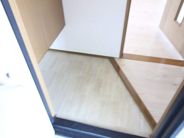 ハイカムール玉木の物件内観写真