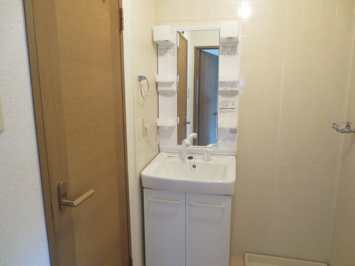 ドミール西ヶ原B棟の物件内観写真