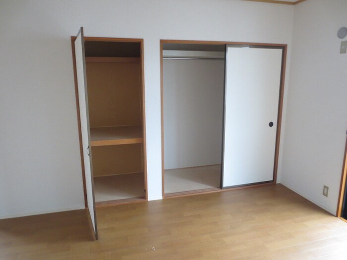 ドミール西ヶ原B棟の物件内観写真