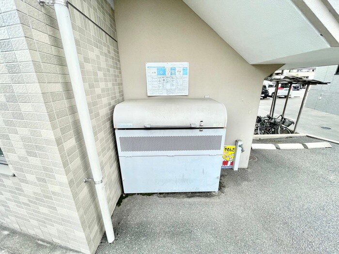 ホグワ－ツの物件外観写真