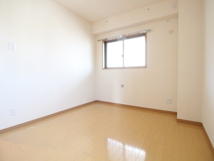 ホグワ－ツの物件内観写真