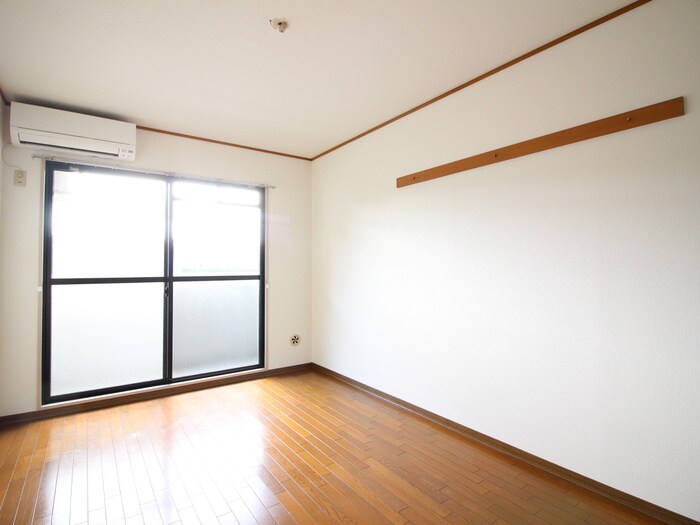 レジデンス山崎の物件内観写真