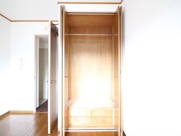 レジデンス山崎の物件内観写真