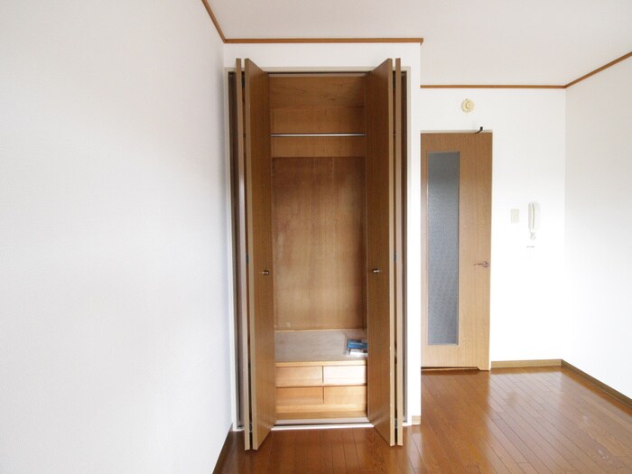 レジデンス山崎の物件内観写真