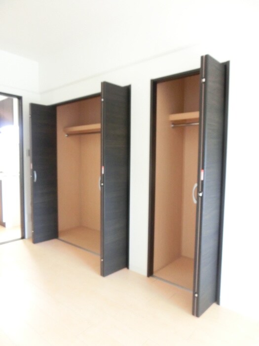 ノーブル縮景園の物件内観写真