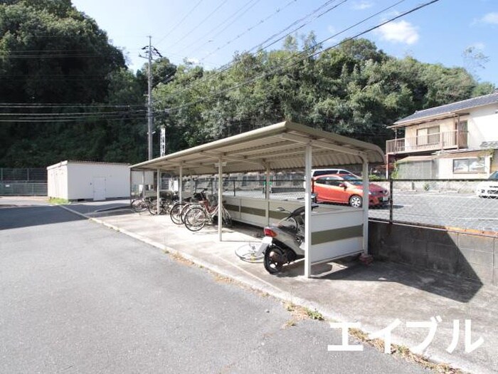 サンローレル宮内A棟の物件外観写真